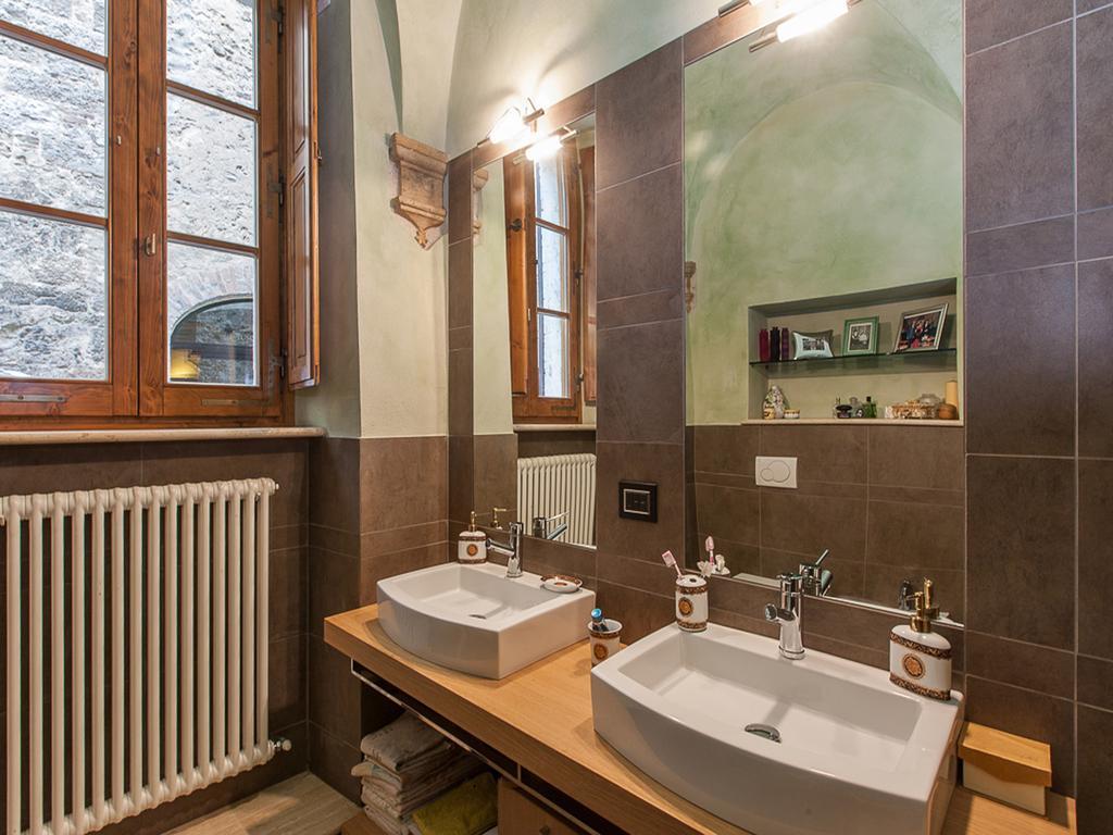Apartment Residenza Gabrielli Sarteano Bagian luar foto
