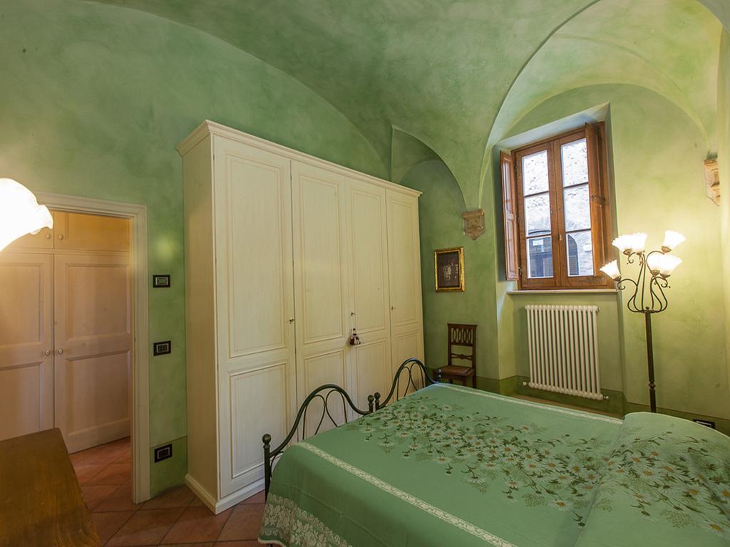 Apartment Residenza Gabrielli Sarteano Bagian luar foto